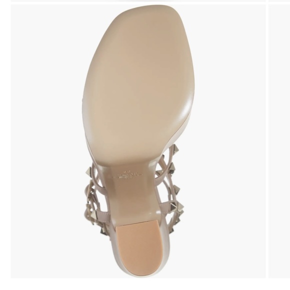 NIB $1270 Valentino Garavani Rockstud Platform Sandal in Poudre - size 39 / 9! - Picture 6 of 6